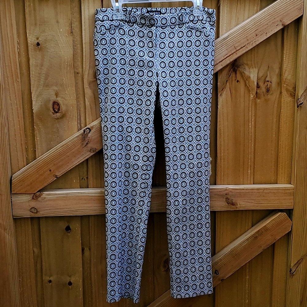 🌻Black & White Design, Straight leg pants.
